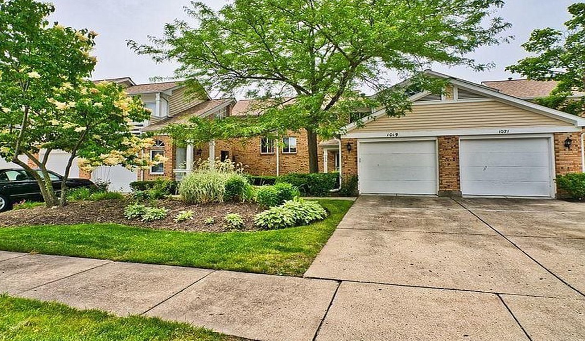 Home For Sale at Buffalo Grove IL